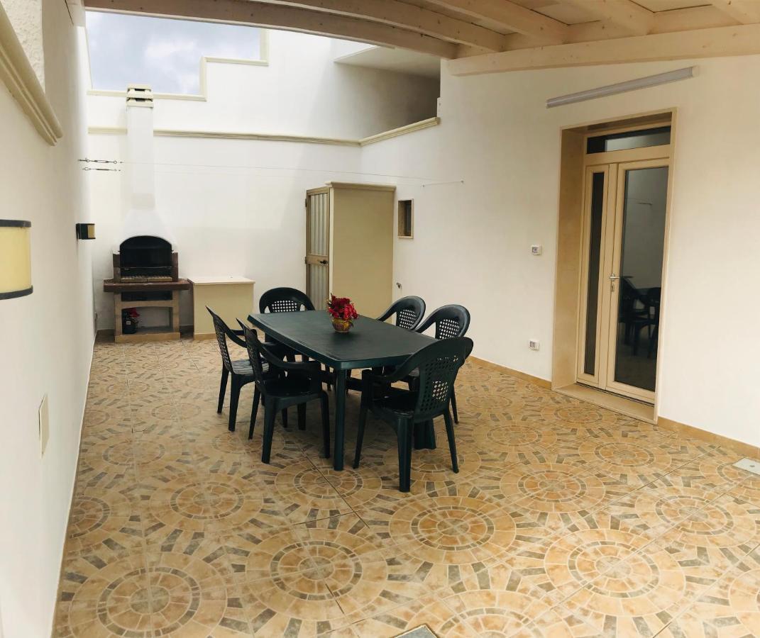 Villetta Natalia Torre Colimena Exteriör bild